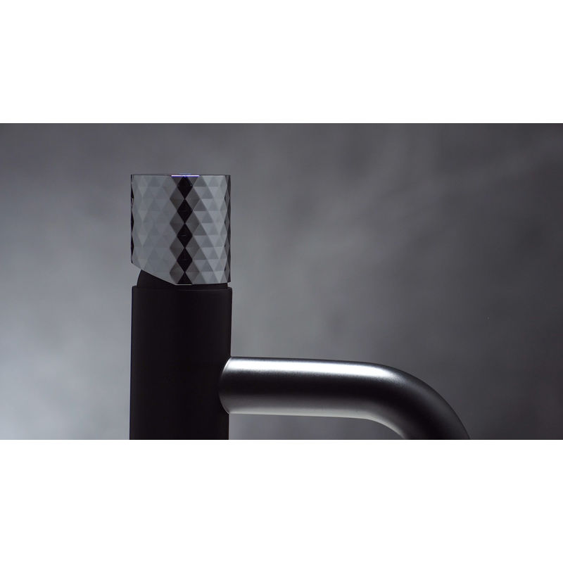 Смеситель для раковины BOHEME Stick Diamond 121-BCR Black Chrom