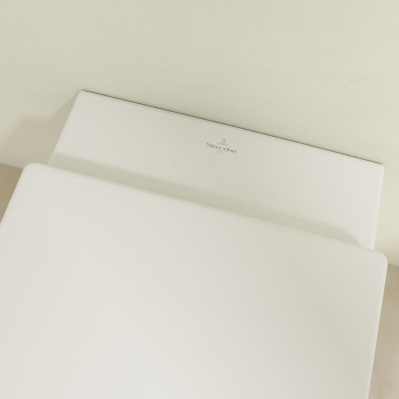 Подвесной унитаз Villeroy&Boch Subway 2.0 5614R001 37x56,5 безободковый