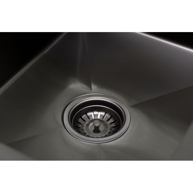 Кухонная мойка из нержавеющей стали BLANTEK LS-5848B Nano black (+ 500B40B) 5848223