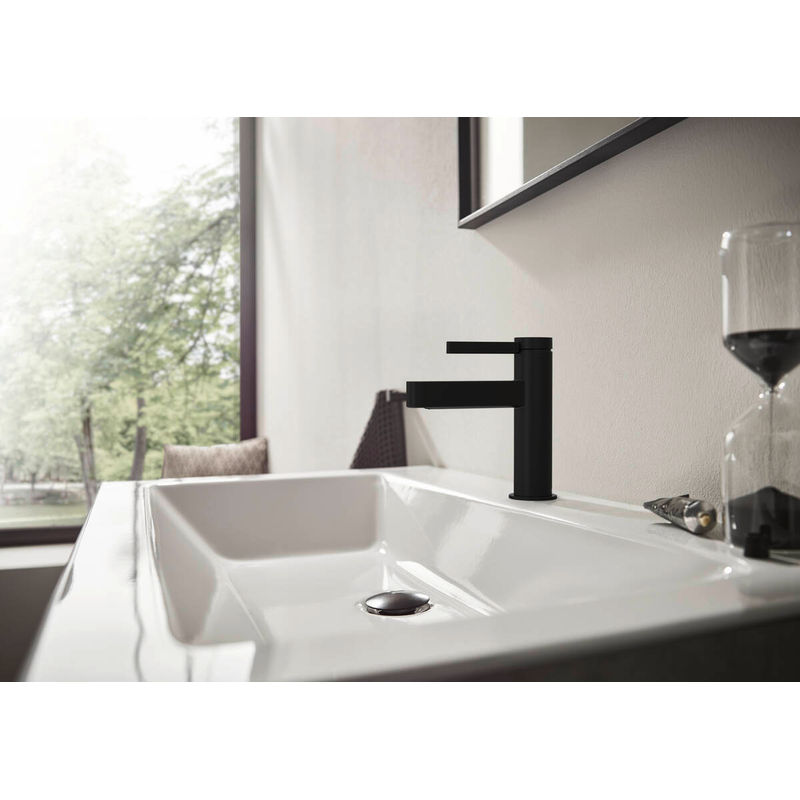 Смеситель для раковины Hansgrohe Finoris 110 с донным клапаном / 76023670 матовый черный