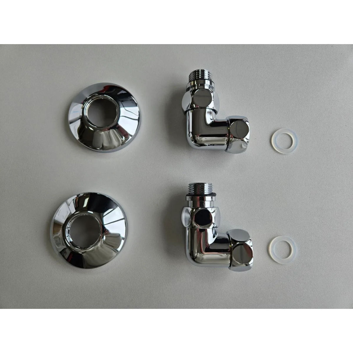 Маргроид 762SCH0504 Соединение угловое со сгоном 3/4"x1/2" г/ш хром + отражатели