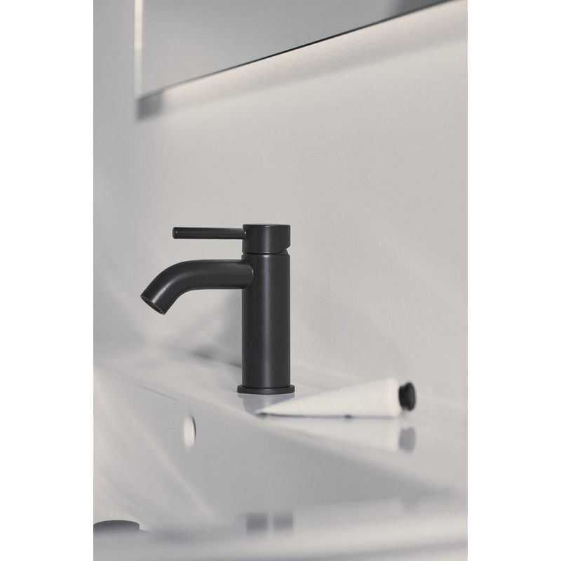 Смеситель для раковины Ideal Standard Ceraline BC268XG черный матовый