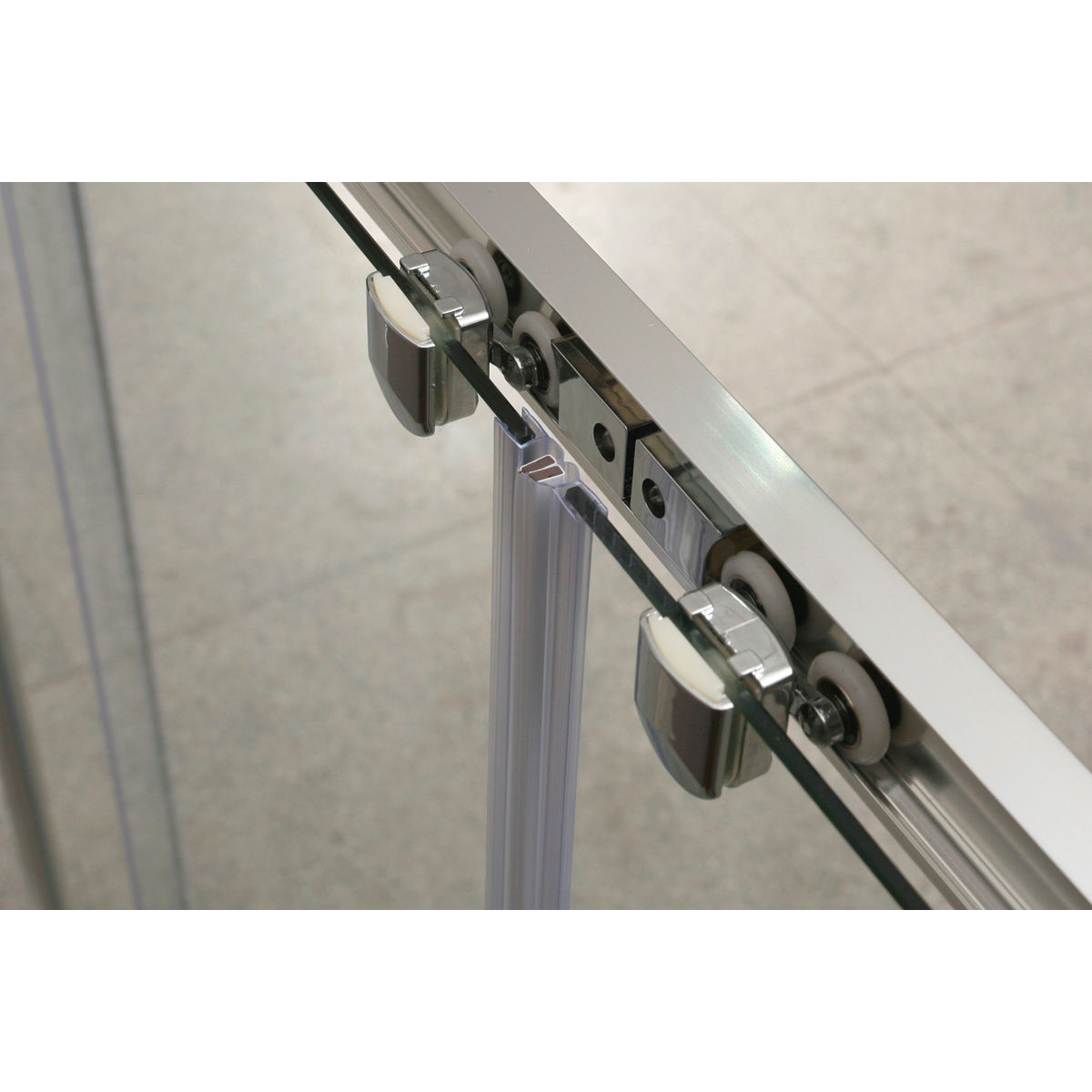 Душевая дверь BelBagno UNIQUE-BF-2-170/200-C-Cr