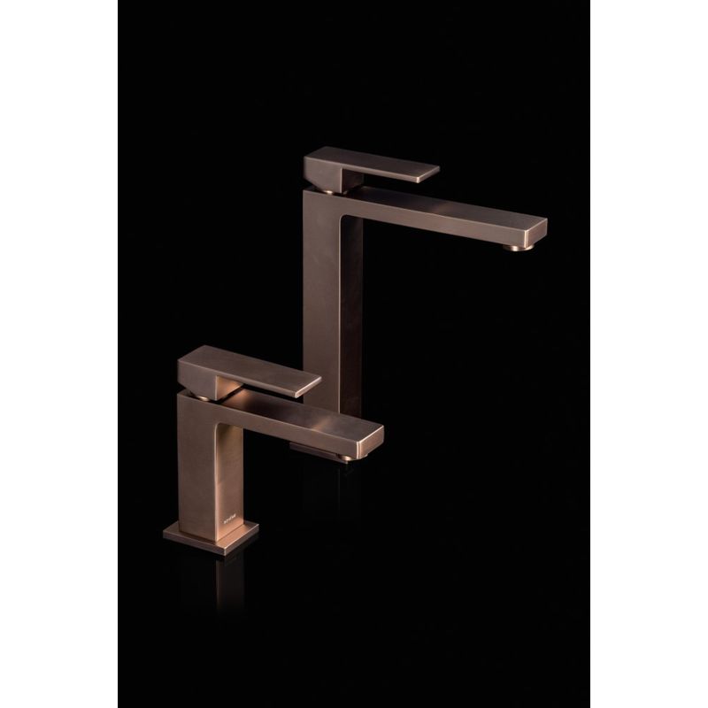 Смеситель для раковины BOHEME Qubic 471-BRB Brushed Bronze