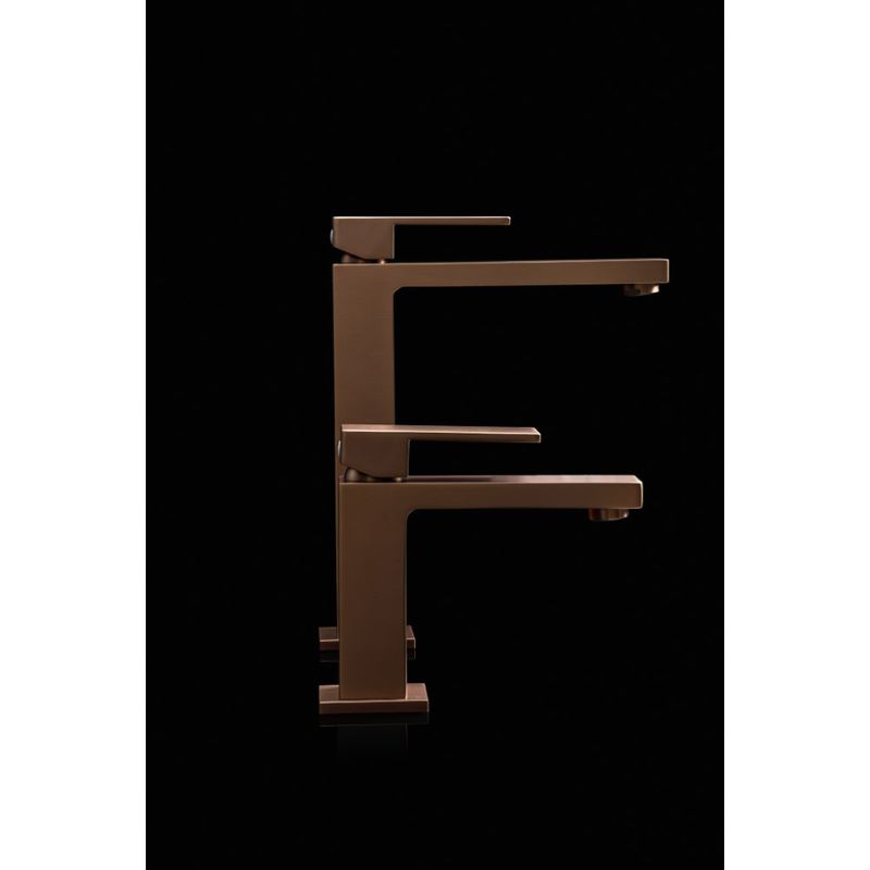 Смеситель для раковины BOHEME Qubic 471-BRB Brushed Bronze