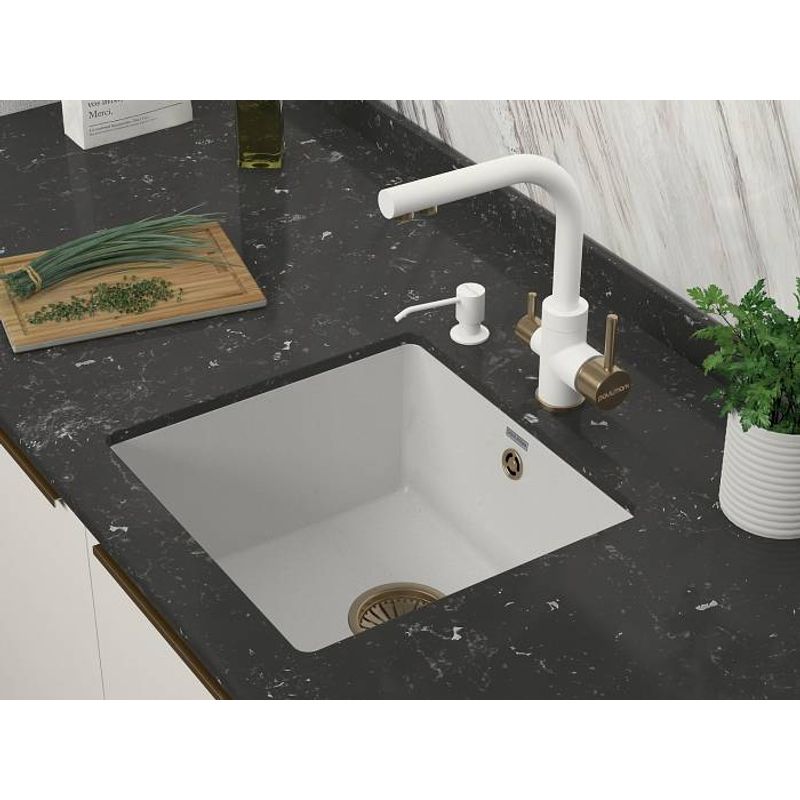 Смеситель для кухни Paulmark Essen Es213011-431BR белый матовый / бронза