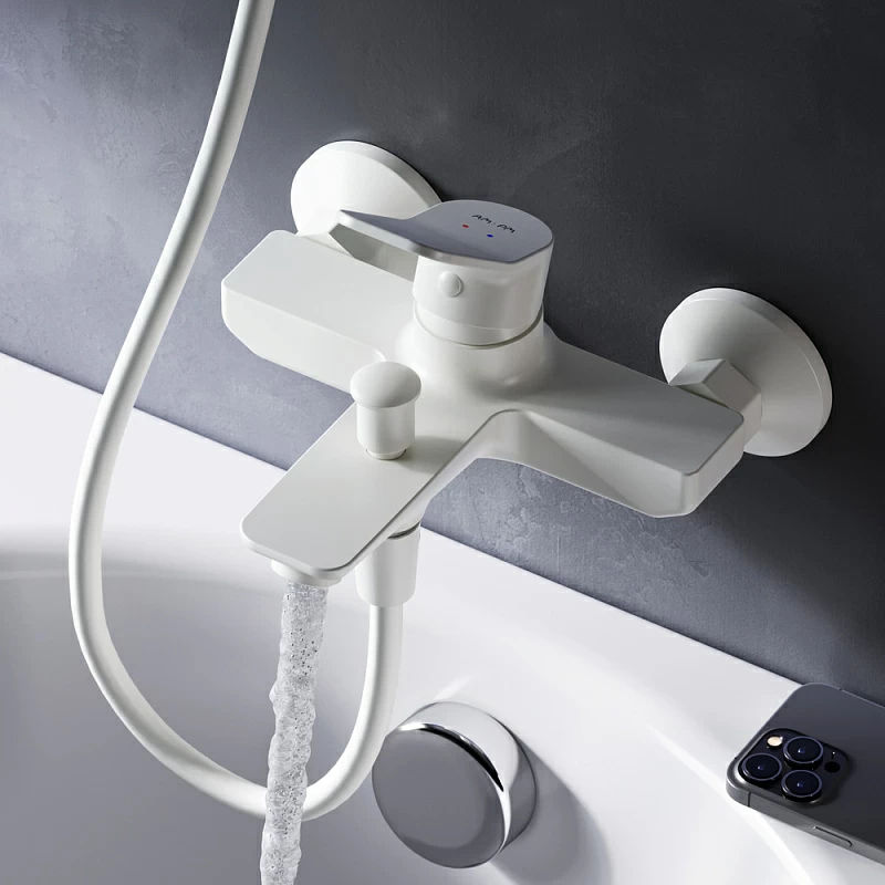 Смеситель для ванны AM.PM X-Joy F85A10033 белый мат.