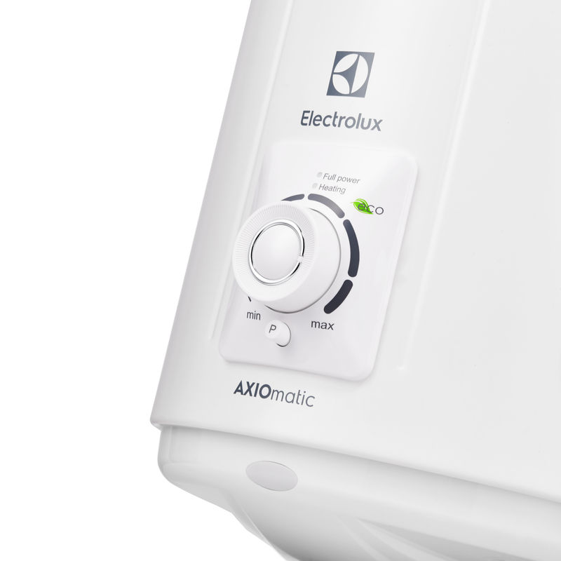Водонагреватель накопительный Electrolux EWH 30 AXIOmatic Slim