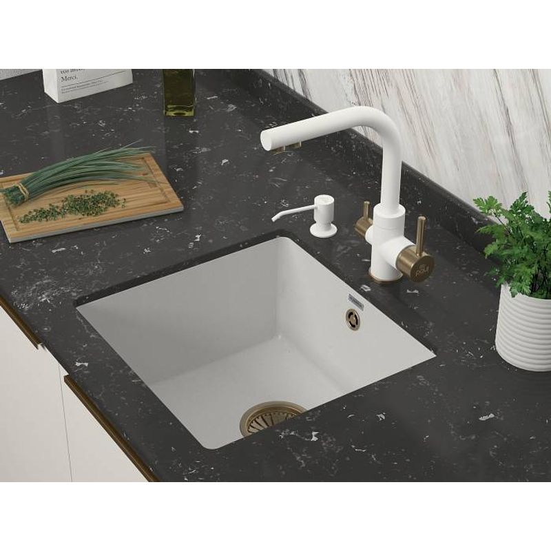 Кухонная мойка из искусственного камня Paulmark Gera 50 из искусственного гранита PM104546-WH белый 450х460 мм