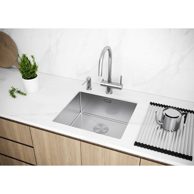 Кухонная мойка из нержавеющей стали Paulmark Next 48 Uni PM214844-BS брашированная нержавеющая сталь 480х440 мм