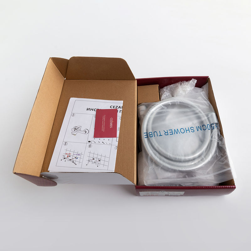 Смеситель для ванны Cezares RELAX-VD-01 однорычажный в комплекте с ручным душем, шлангом и держателем (хром)