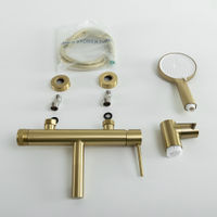 Смеситель для ванны Cezares RELAX-VD-BORO однорычажный в комплекте с ручным душем, шлангом и держателем (брашированное золото) — 4