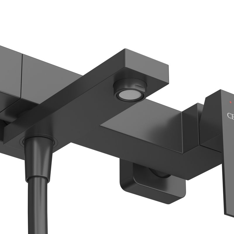 SLIDER-VD-NOP Смеситель для ванны и душа однорычажный в комплекте с ручным душем, шлангом и держателем, черный матовый