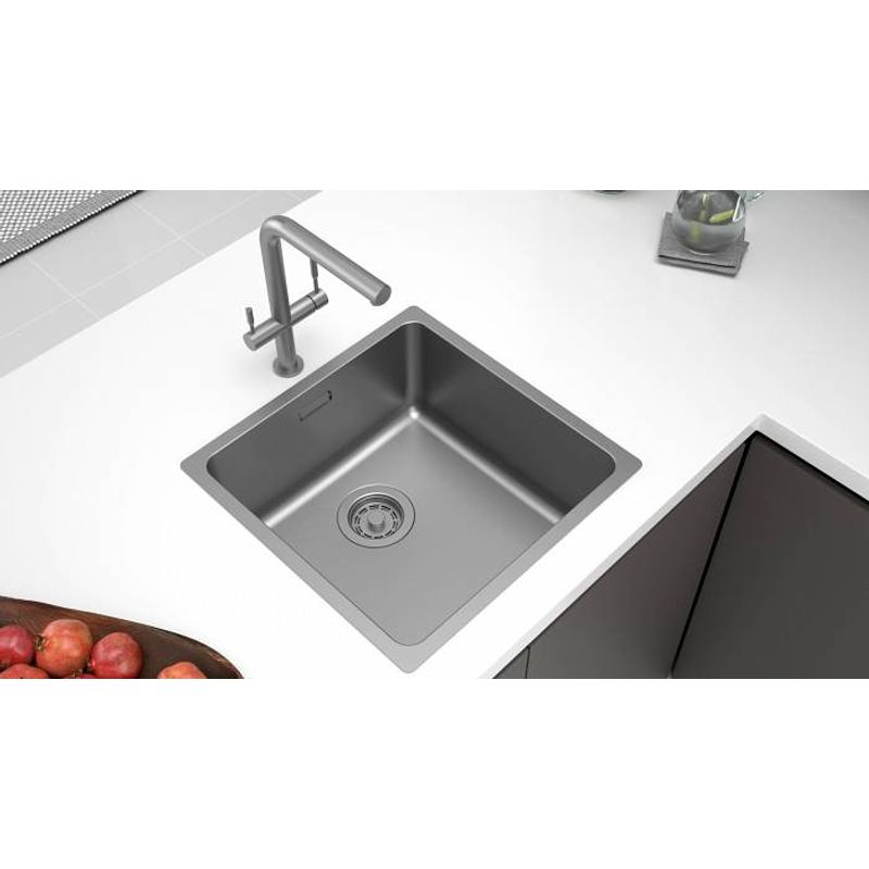 Кухонная мойка из нержавеющей стали Paulmark Yuni 44 Uni YU44-GM вороненая сталь 440х440 мм