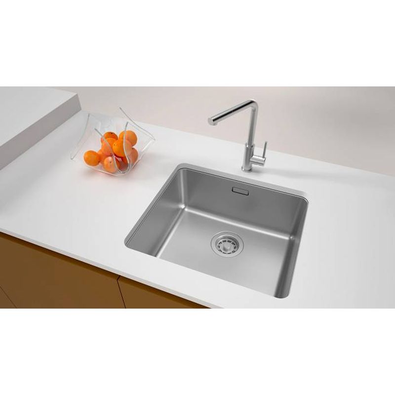 Кухонная мойка из нержавеющей стали Paulmark Yuni 49 Uni YU49-BS брашированная нержавеющая сталь 490х440 мм